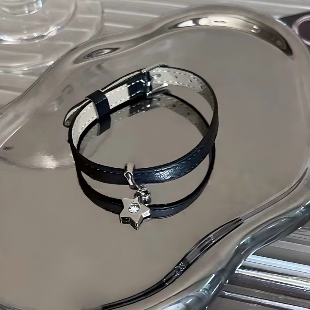 Star Charm Bracelet, Mesh Meta - đánh giá và giá Mesh Strap Metal